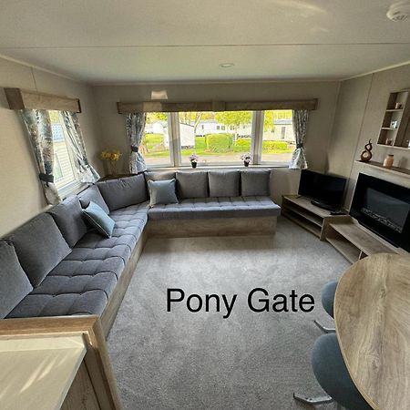 Berwick-Upon-Tweed - Caravan - Sleeps 6 - Parking 特维德上游的贝里克 外观 照片